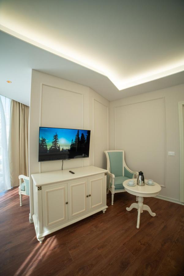 Sol Invictus Boutique Hotel Durres Albania Extérieur photo